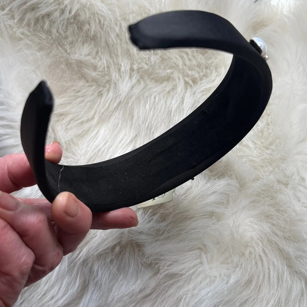 Bee pearl Headband black baroque inspired faux‎ pearls gold tone Victorian *flaw